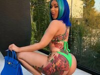 cardi b leaked pics