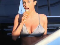 bianca censori leaked pics
