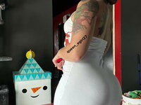 queen egirl27 onlyfans album
