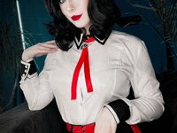 mollyredwolf bioshock cosplay