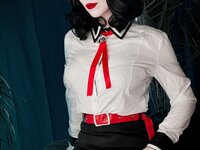 mollyredwolf bioshock cosplay
