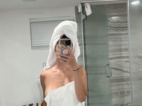 natalie roush shower nude boobs and booty teasing paid onlyfans leaks photos