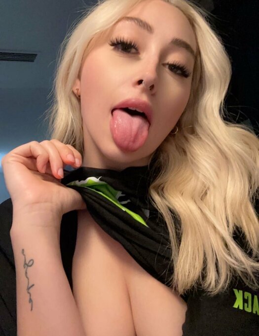 ivyballl leaked pics